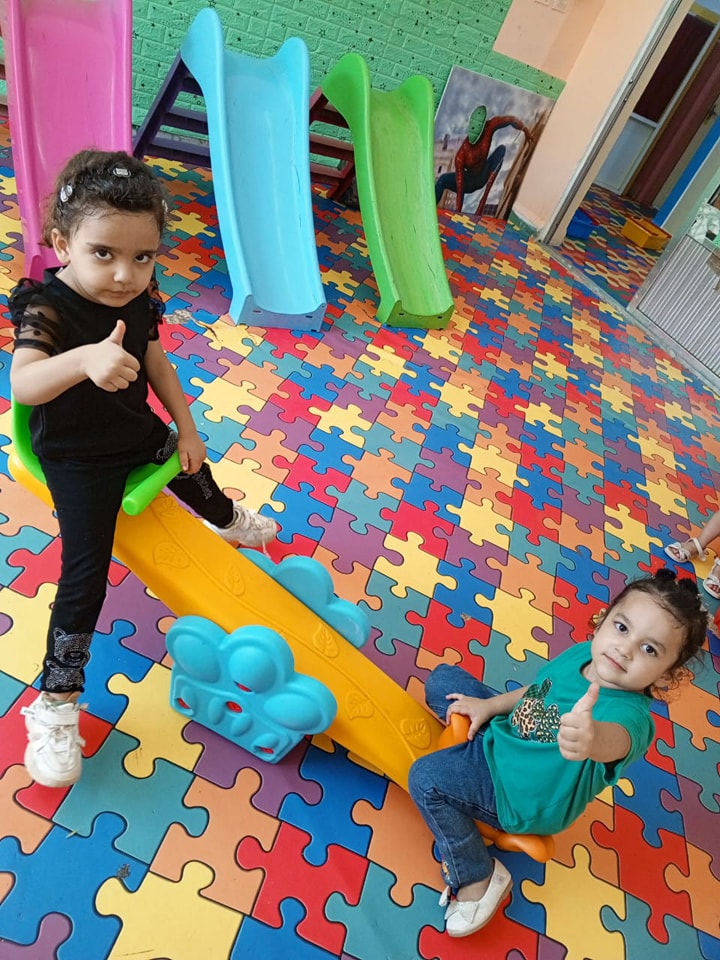 روضة لقاء الطفولة slide 4
