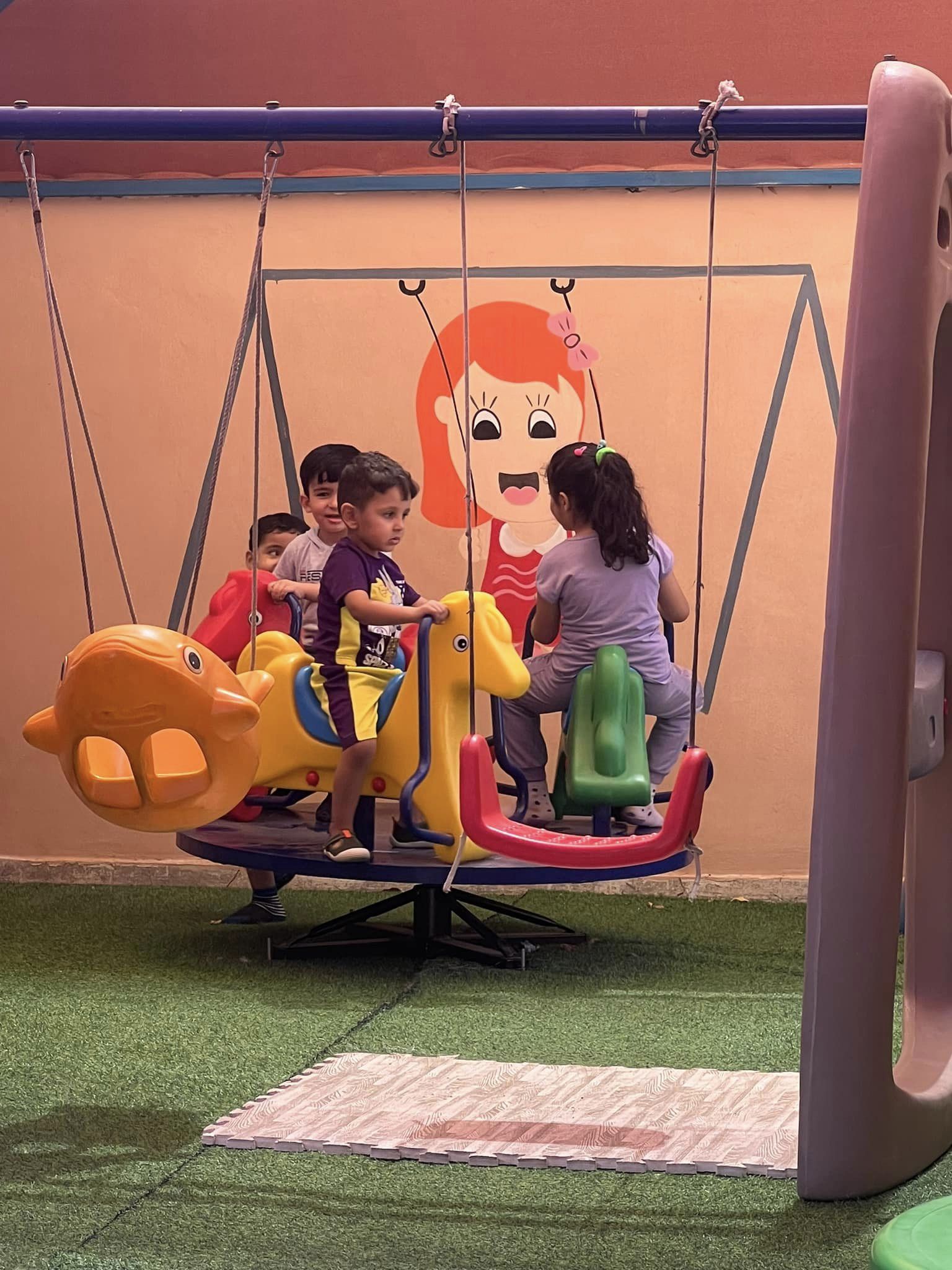 روضة و حضانة اطفال طيور الجنة slide 6