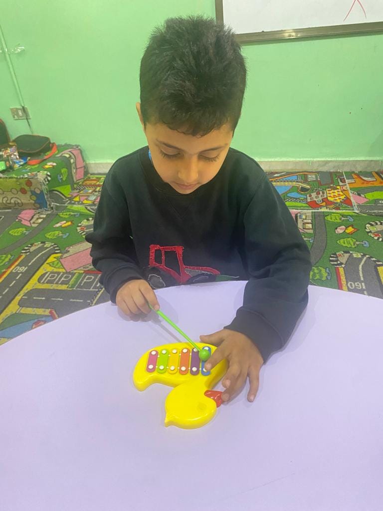 روضة الحي الراقي slide 5