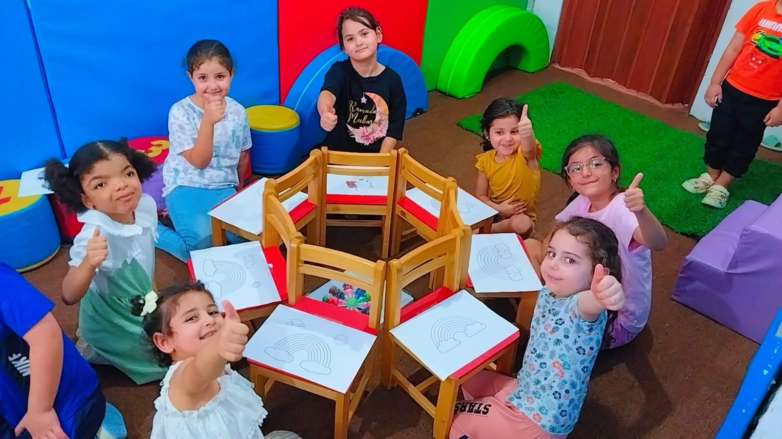 حضانة بيت السكاكر slide 9