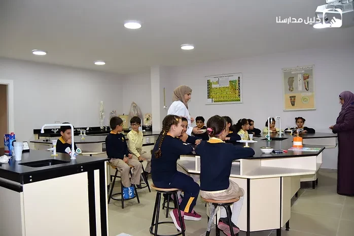 المدارس المحمدية slide 8
